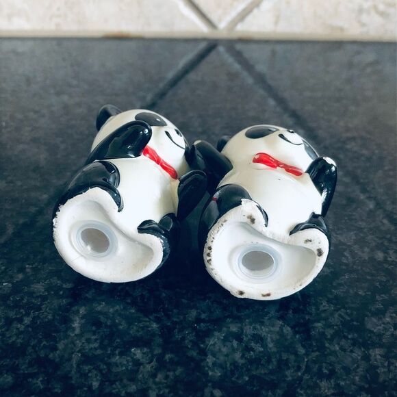 Vintage Ceramic Panda Bear Couple Salt & Pepper Shakers Set - Picture 5 of 5